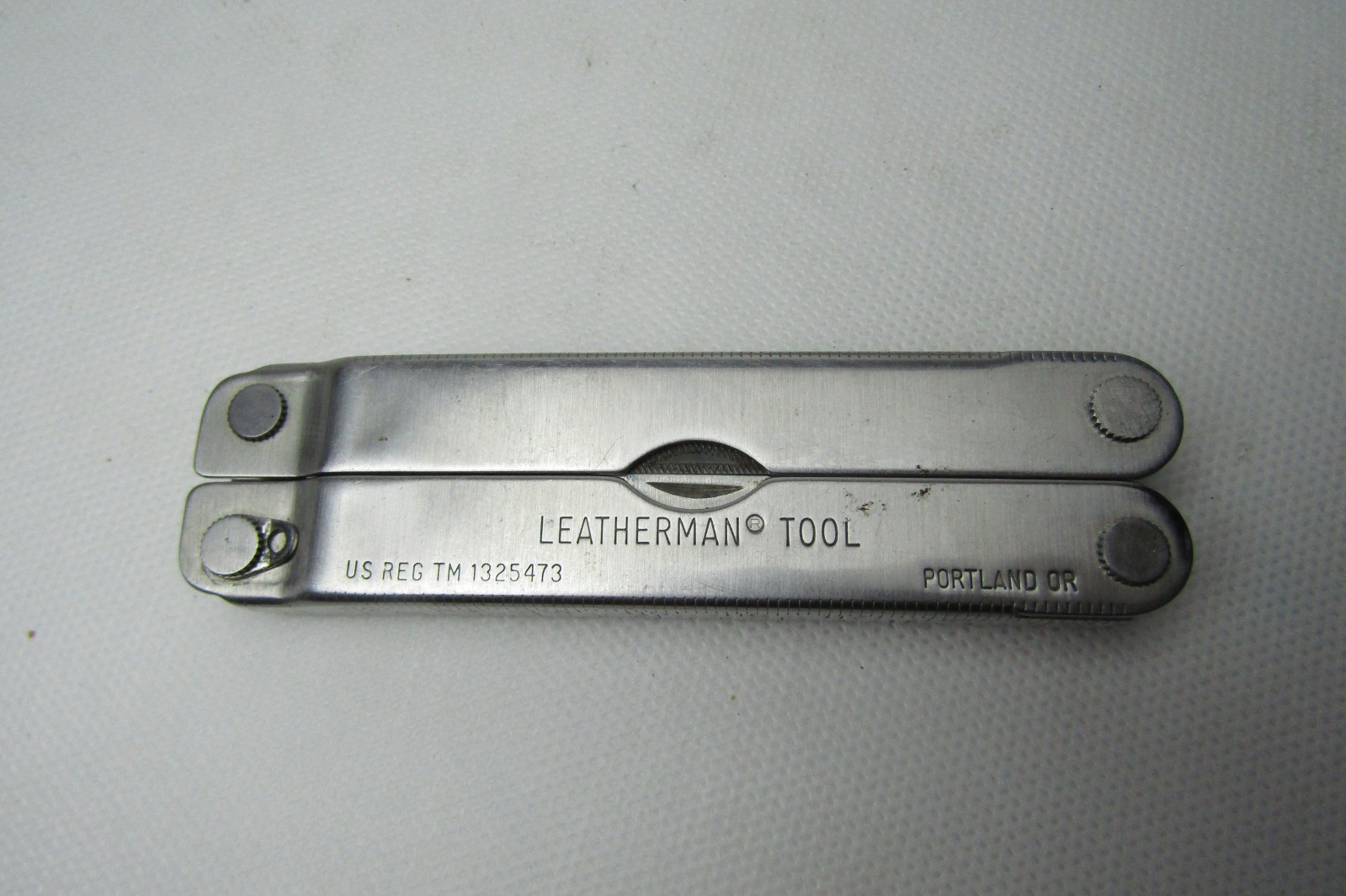 Vintage Cabela’s Branded Original Leatherman Tool Portland OR with Case