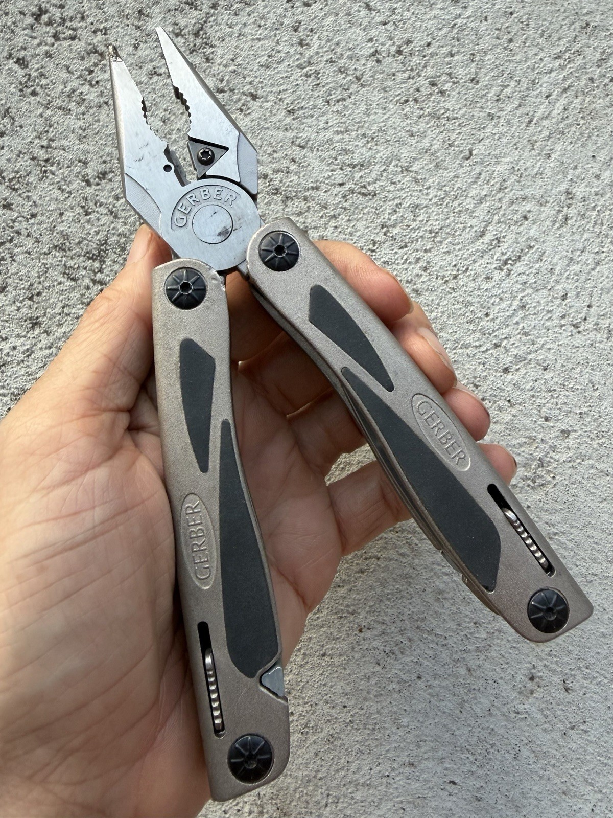 GERBER MULTI PLIER MP800 USA LEGEND FOLDING MULTI TOOL KNIFE 066V GOOD CONDITION