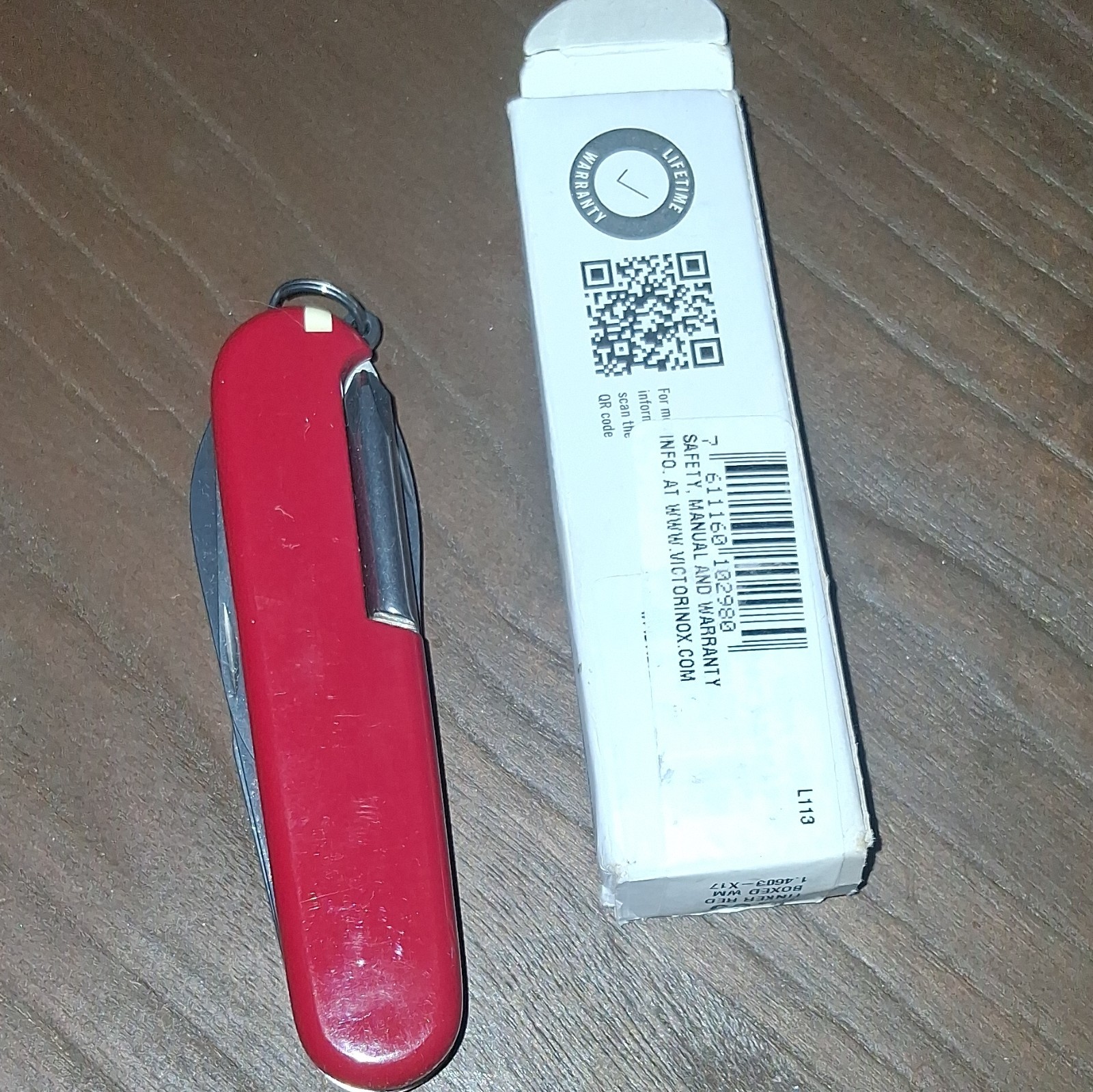 Victorinox Classic SD 58mm Red Swiss Army Multi-Tool 7 Tools Keyring