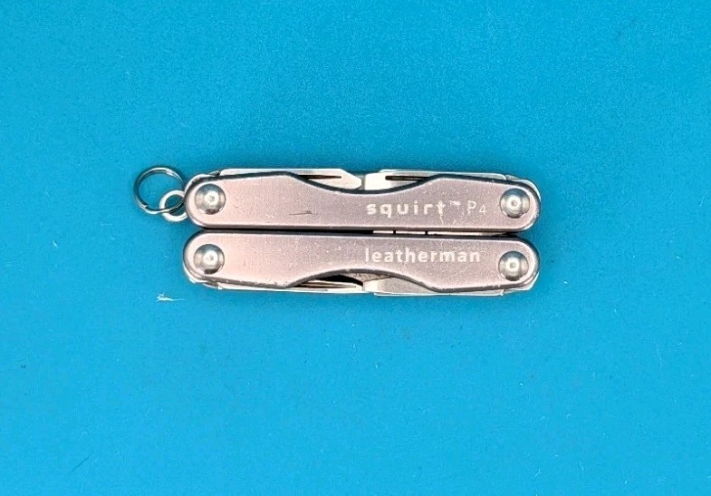 Leatherman Squirt P4 Multi-Tool, Key Ring, Retired, GRAY!