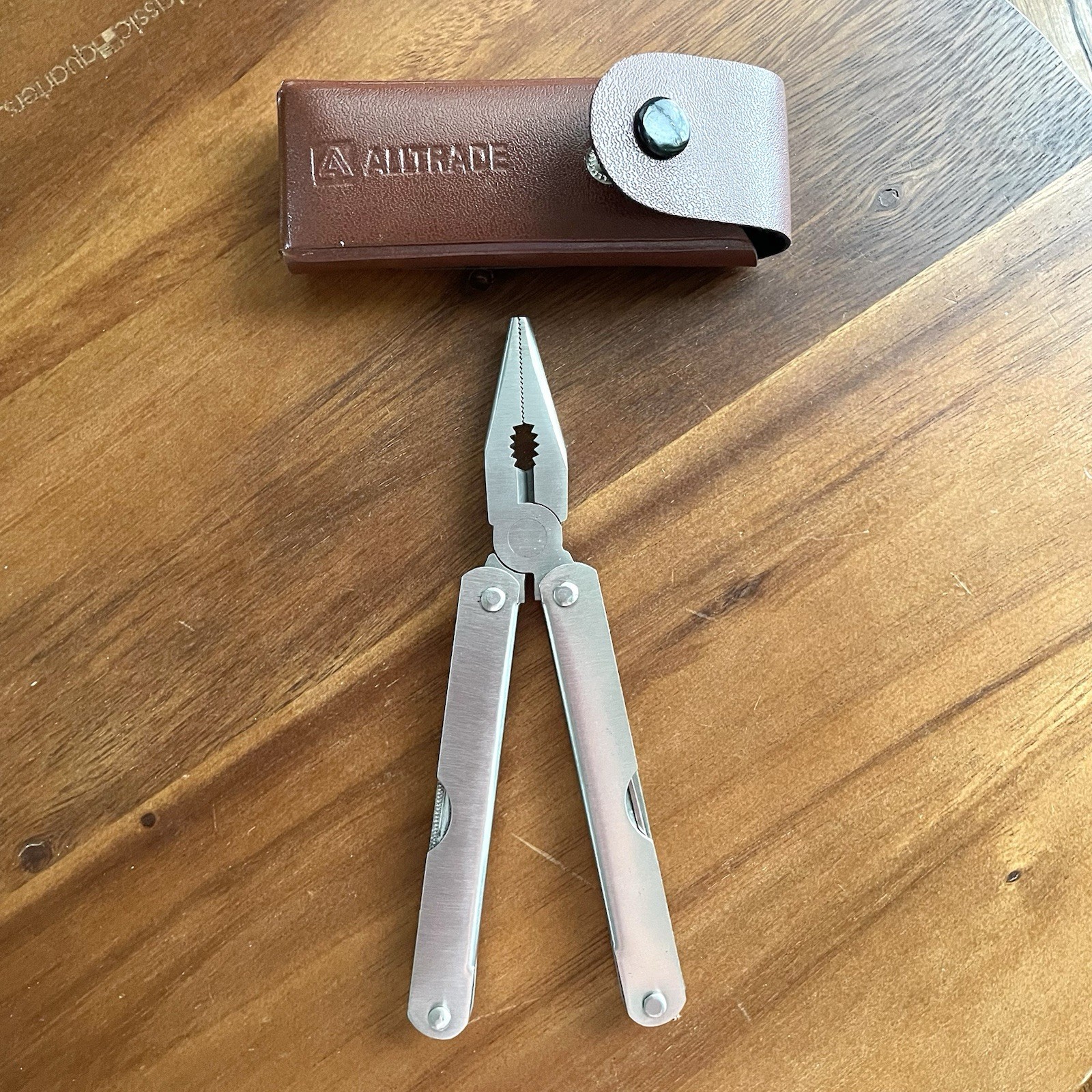 *EUC**VINTAGE* ALLTRADE Multi Tool – 10 Pullout Instruments – Stainless Steel