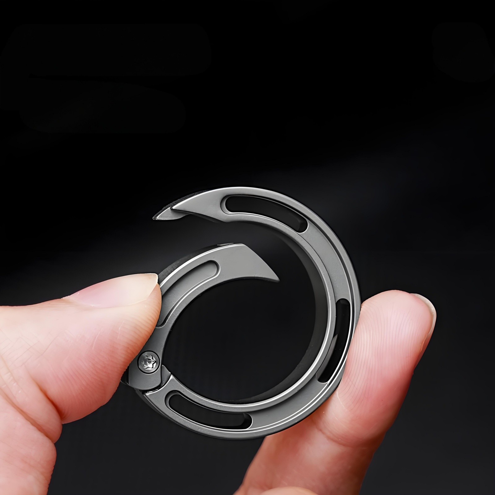 Titanium Alloy Round Keychain Ring Press Clip EDC Car Waist Hanging Pendant