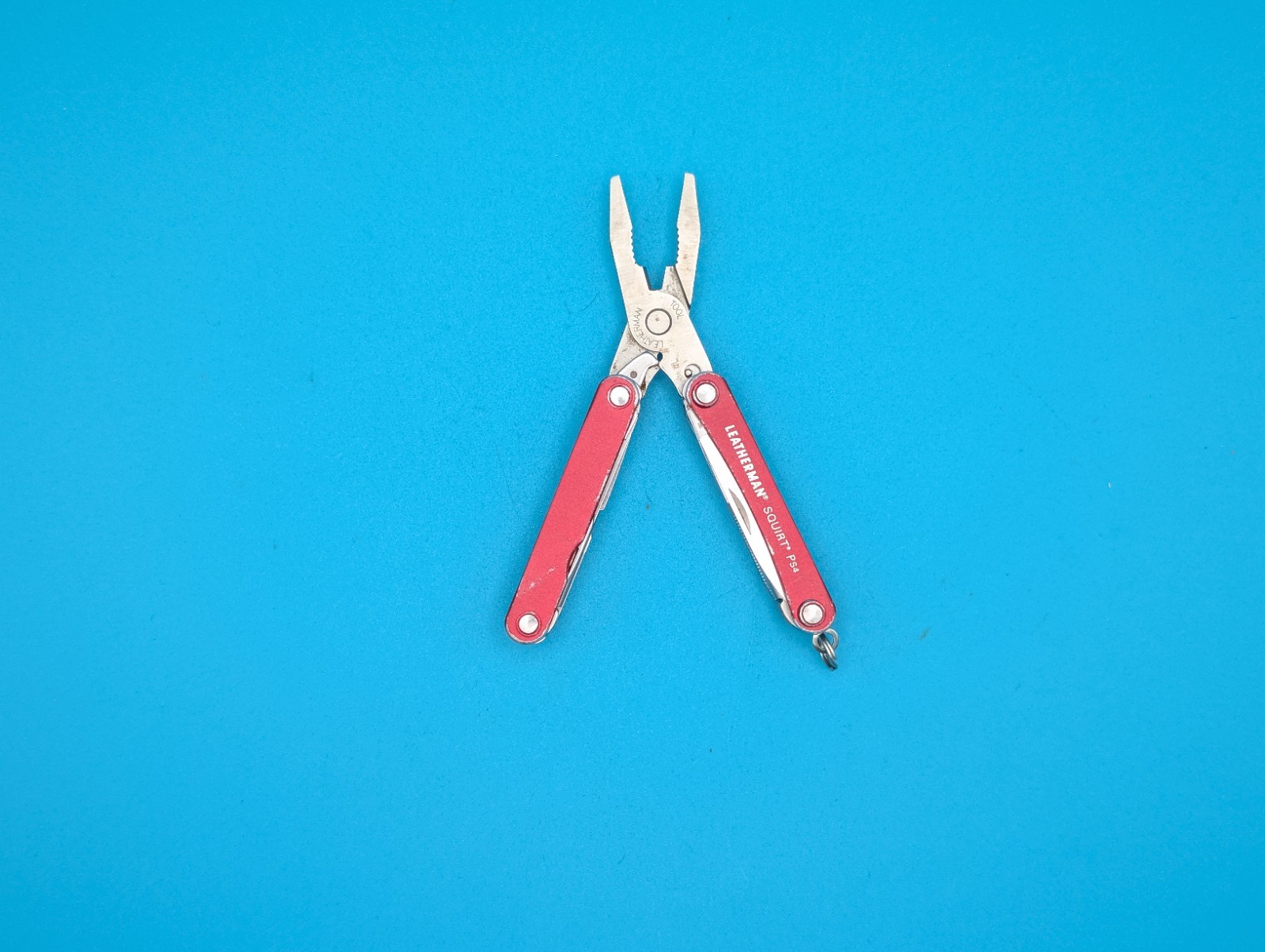 Leatherman SQUIRT PS4 Multi-Tool! RED! *BROKEN SCISSORS SPRING*