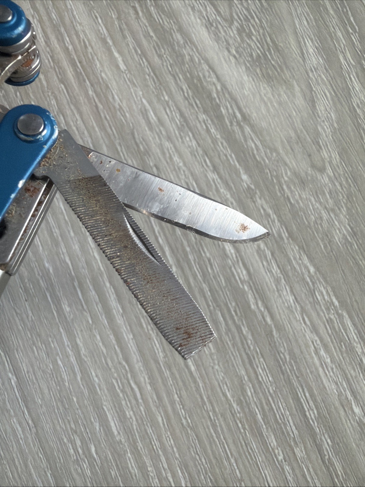 Leatherman Squirt PS4 MultiTool Knife File Lot-2 Scissors Broken Rusty Parts