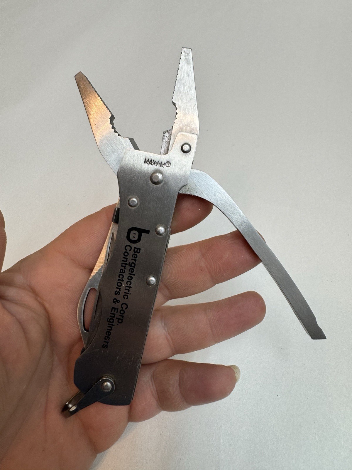 Maxam 14 in 1 Pocket Multi Tool Stainless Steel Heavy Duty (FVS026069)