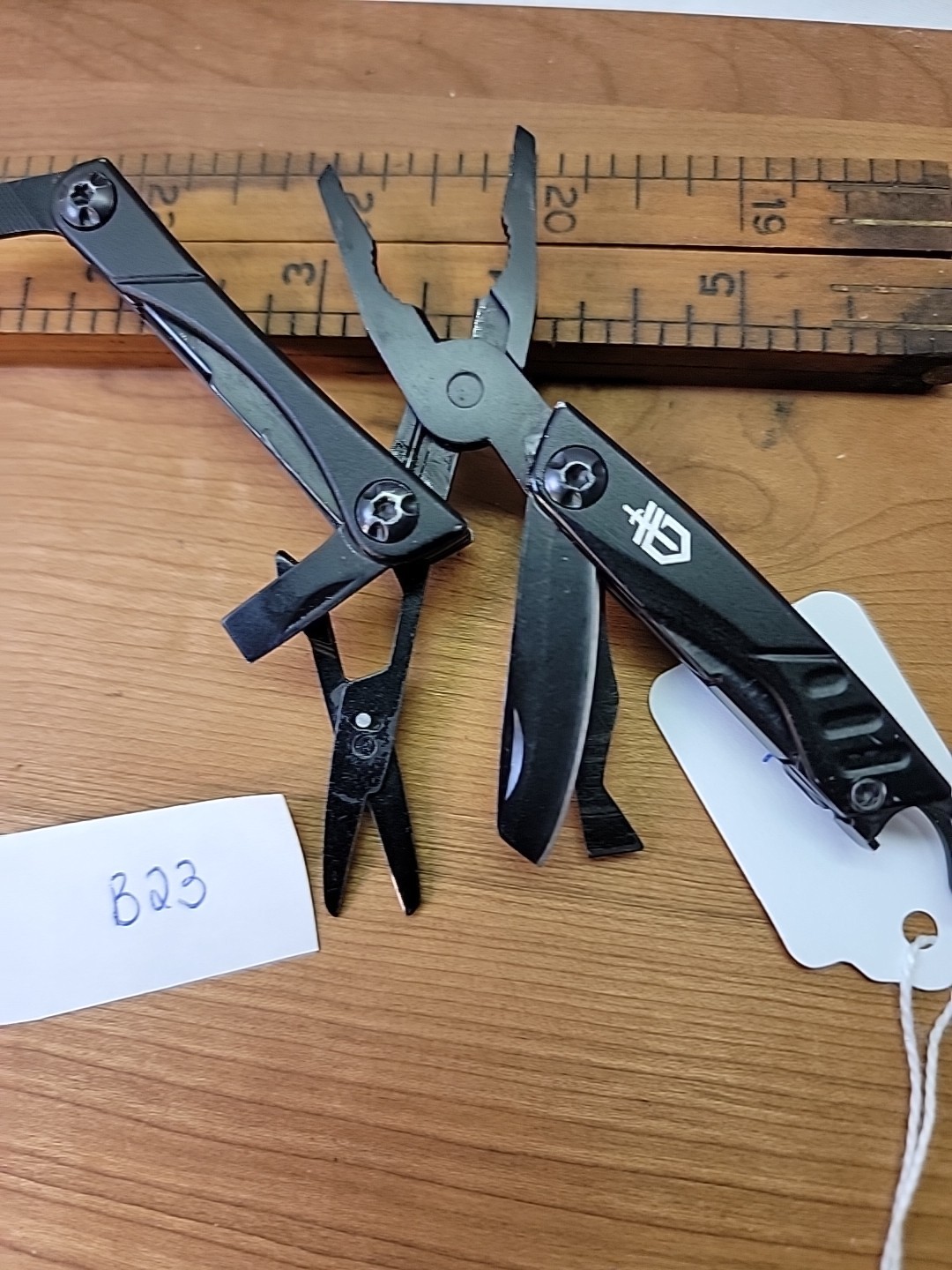 Gerber Dime Black On Black Multi-tool Pocket Knife
