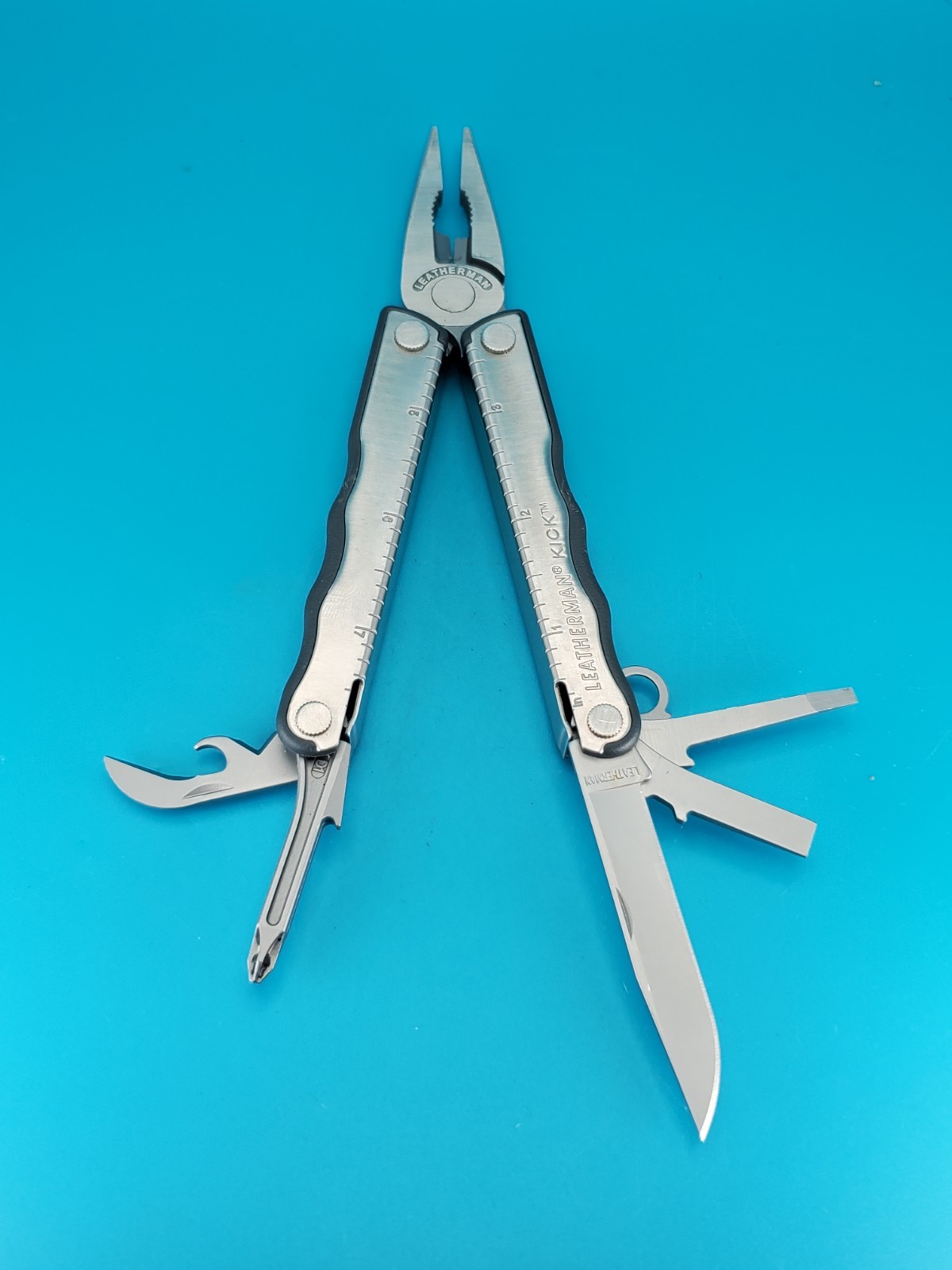 Leatherman Kick Multi-Tool, Knife, Pliers, Retired, Collectible!