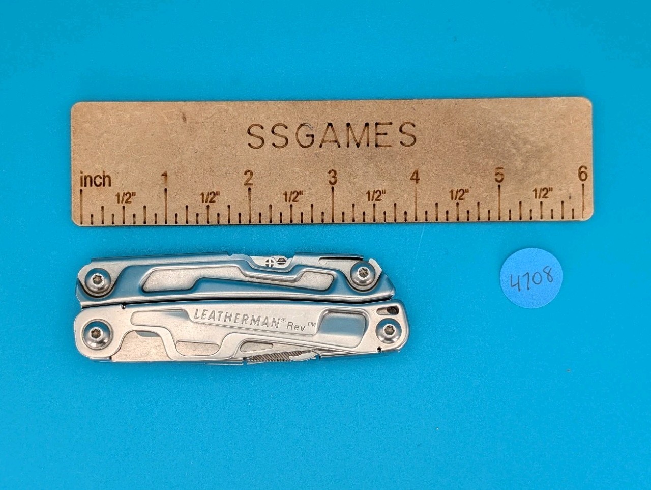 Leatherman Rev 3.8″ Multi-Tool, Stainless!