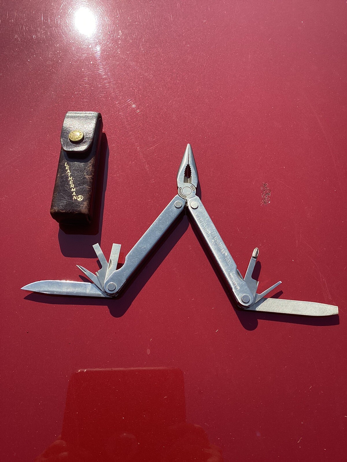 Vintage Original Leatherman TM 1325473 Multi Tool With Leather Sheath
