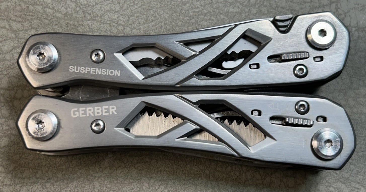 Gerber Suspension Multi Tool Pliers With Sheath