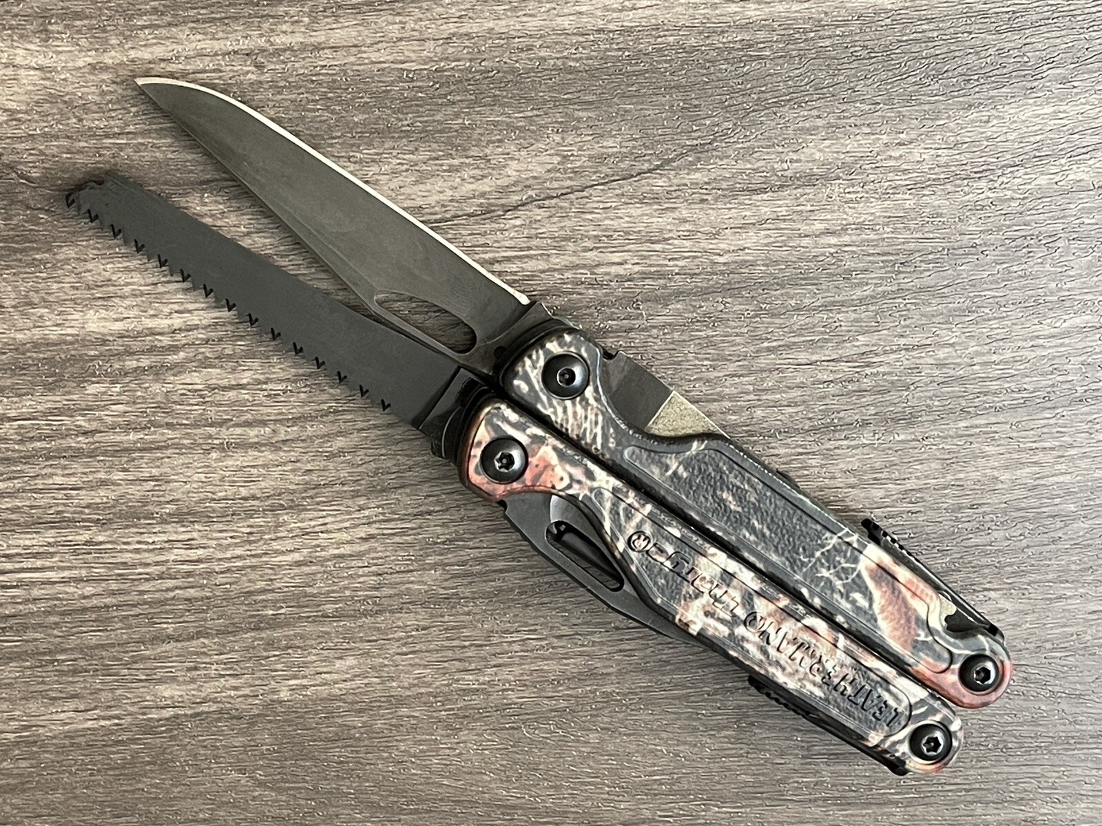 Leatherman Charge TTi Camo/Camouflage Multi Tool. Mint.