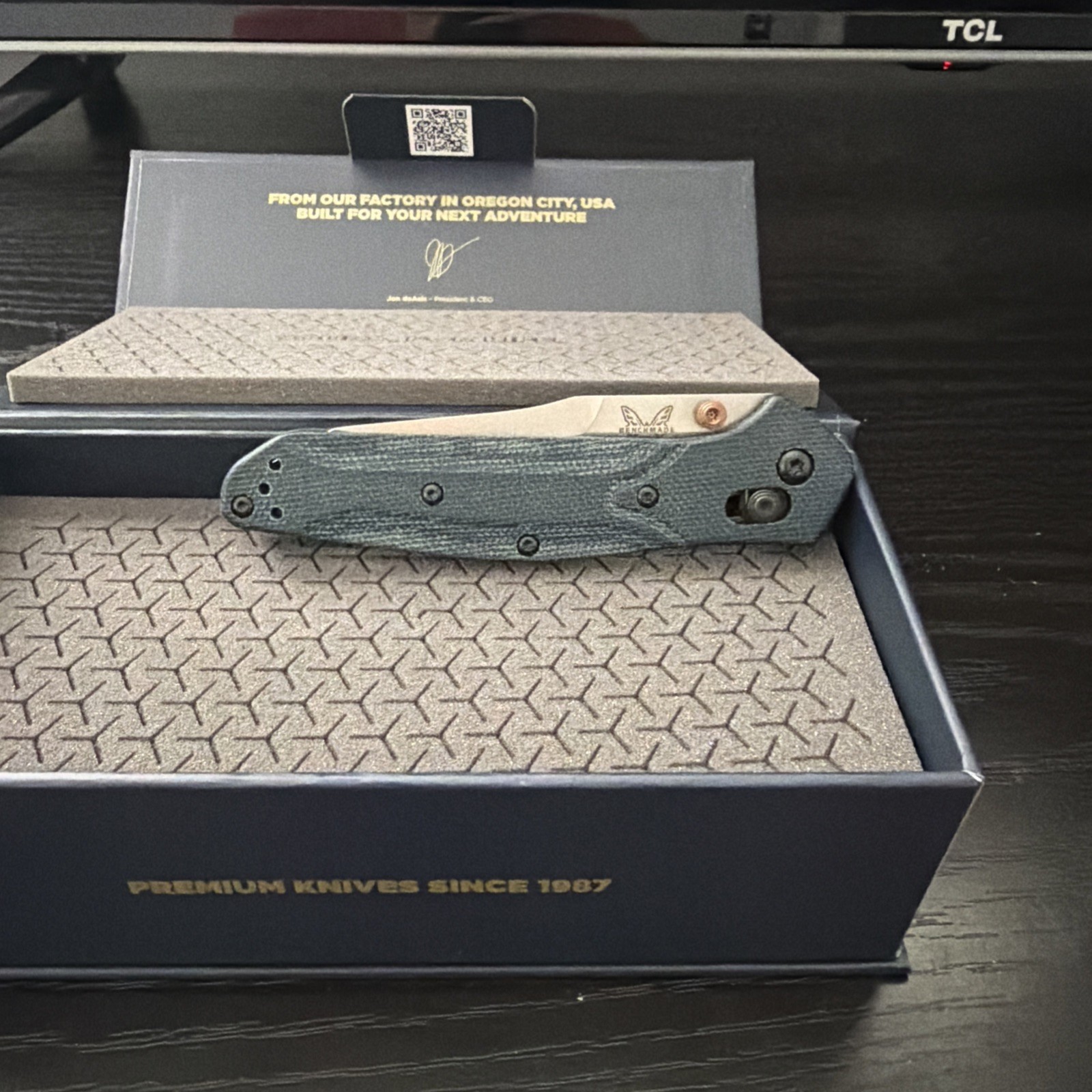 Benchmade 940-04 Demin Scales Osborne Reverse Tanto Blade Knife