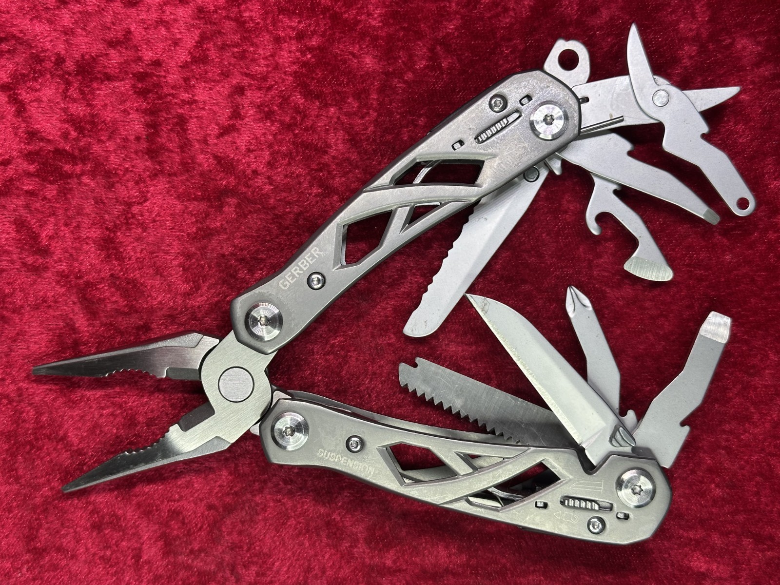 Gerber Suspension Gray 12 Tool Multi-Tool Plier Knife No Sheath Random Pick(117)