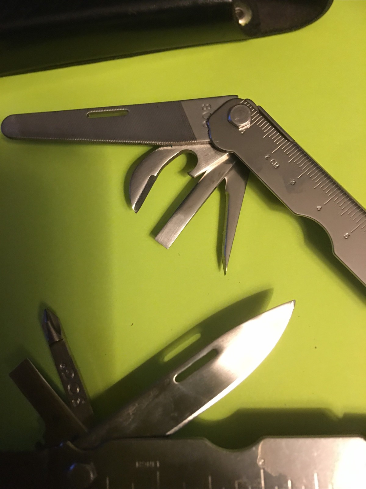 SOG USA Para Tool 10 Blades Pliers Measures Made USA Excellent Condition