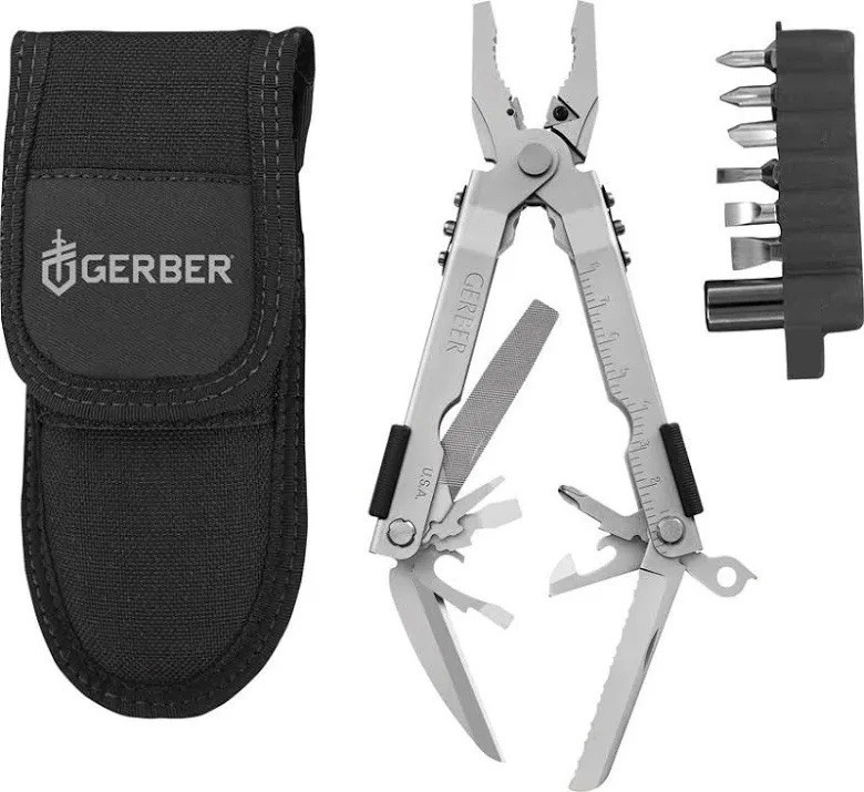 Gerber MP600 Multi-Tool Plier, 6-piece tool kit included