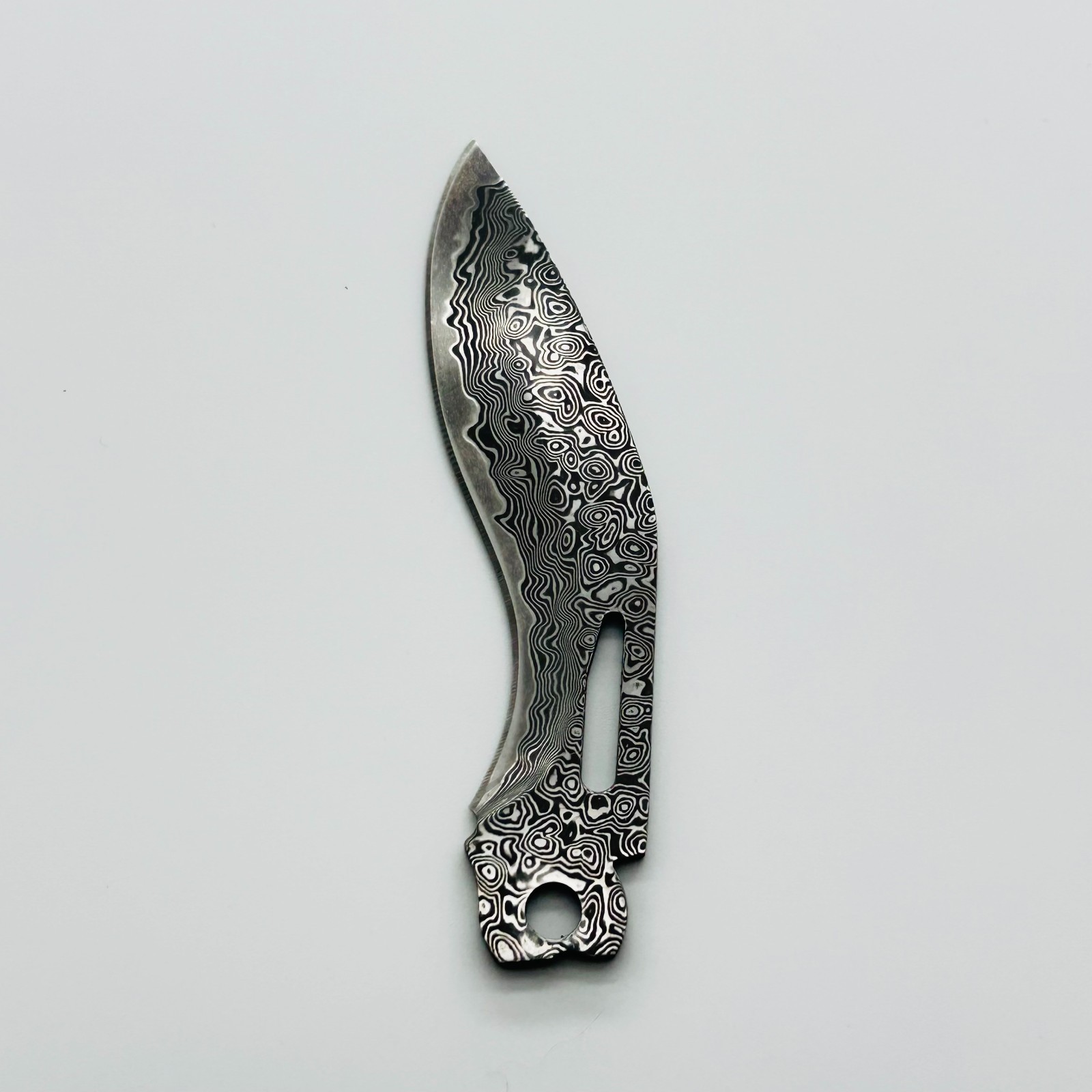 Custom VG10 Damascus Blade for LEATHERMAN SURGE – CNC, 60HRC