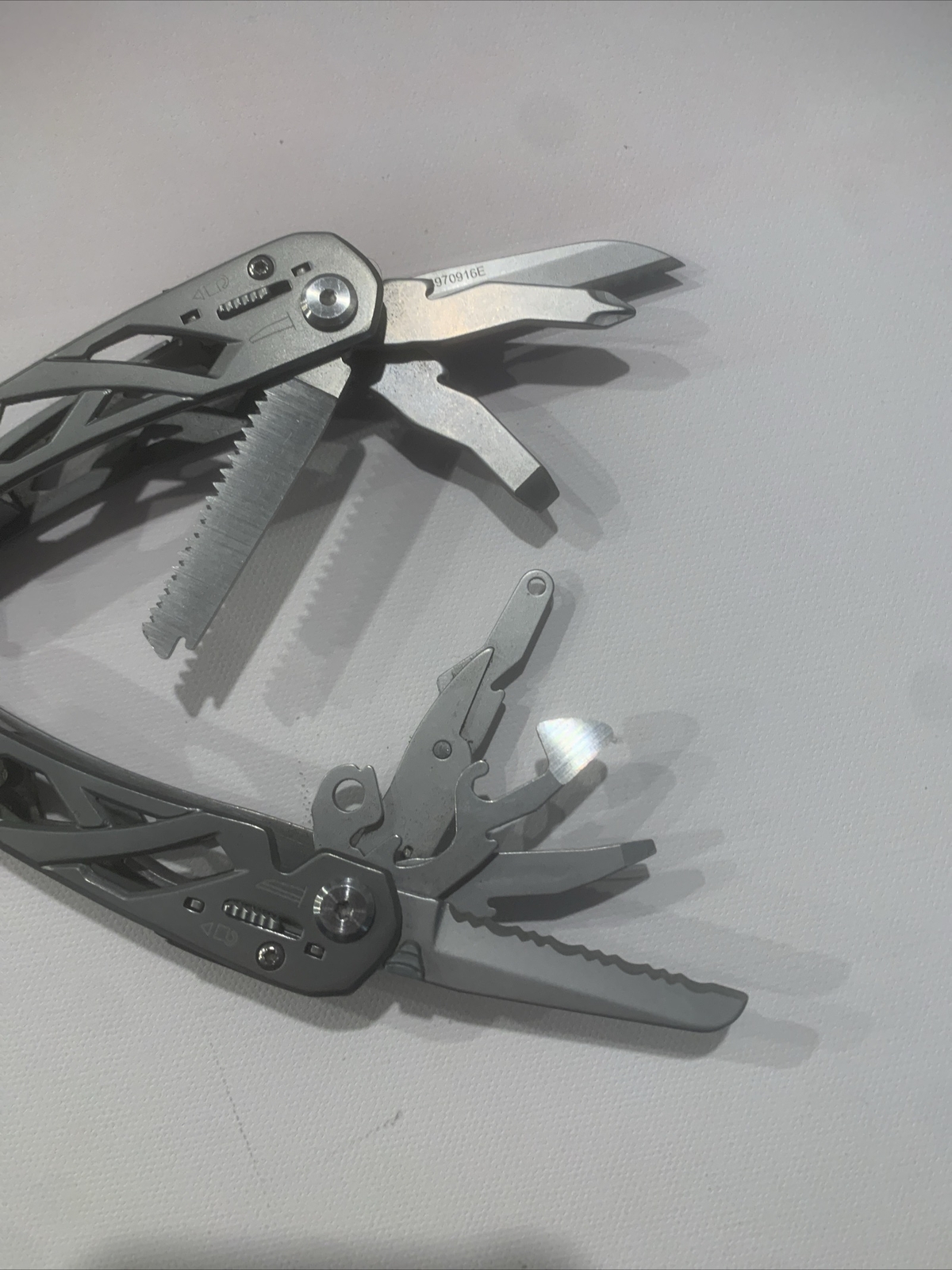 Gerber Gear Suspension 15-in-1 Multi-Tools in Excellent Condition