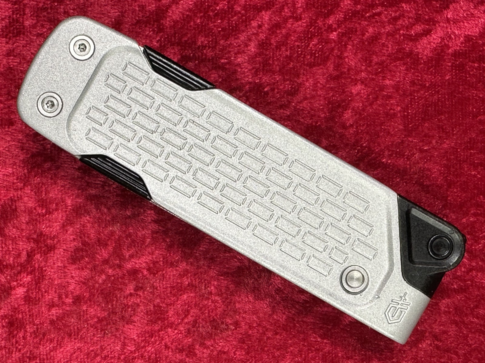 Gerber Lockdown Drive Aluminum Handle Pocket Multi-Tool 7-in-1 w/Pocket Clip(668