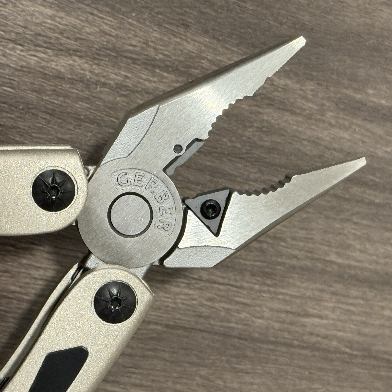 Gerber Legend MP800 Multi Tool /Multi Plier. Assembled in USA