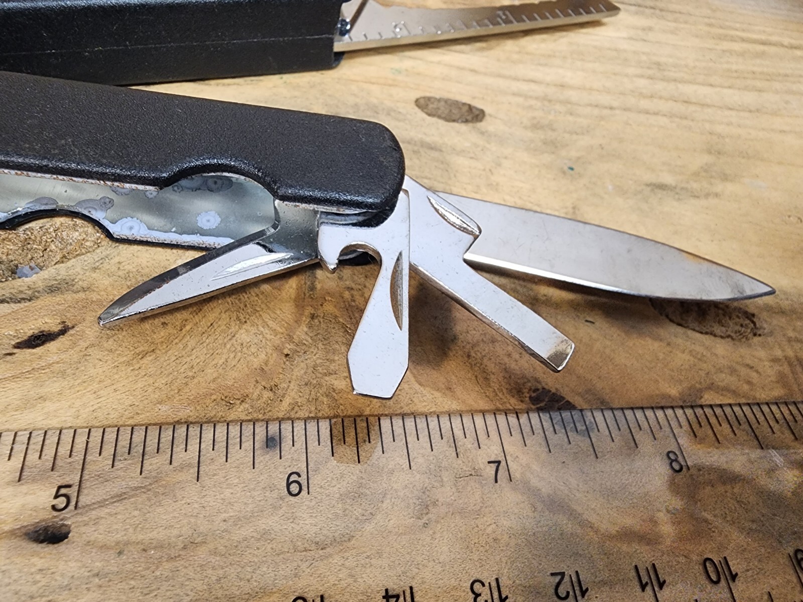 Handyman Club Of America 9 in 1 Multitool Knife Set R981