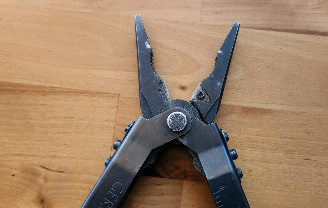 Gerber MP600 Multi-Tool Multi-Plier Black Oxide – Great Condition – B33