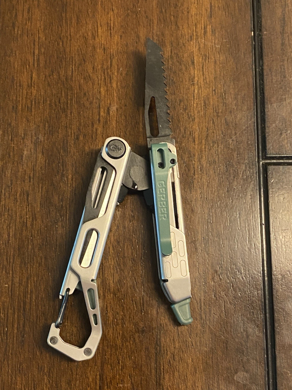 Genuine Gerber StakeOut Spark Baltic haze Multi Tool #8971124A – New W/Box
