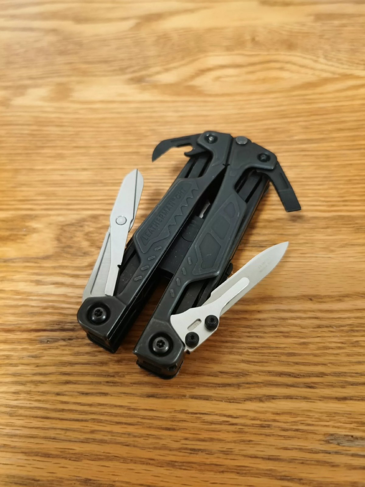 Leatherman OHT Surgical Blade Adapter – Precision Upgrade for One-Hand Tool