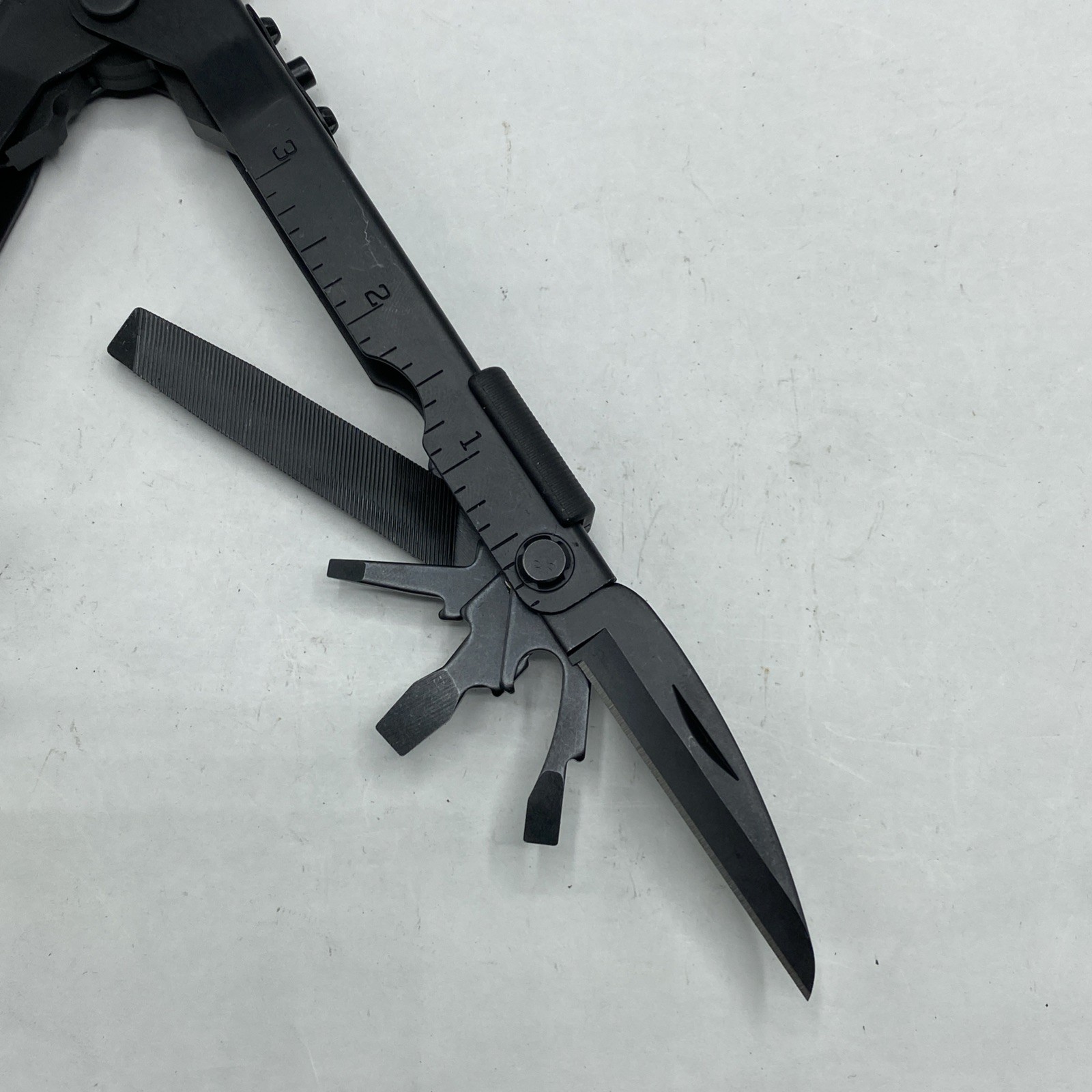 Gerber MP 600, Carbide Cutters, Needlenose with Sheath – Black