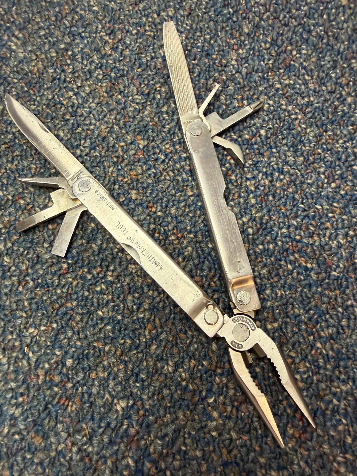 Original Leatherman tool, 8 blades + pliers, USA, as-found, good condition