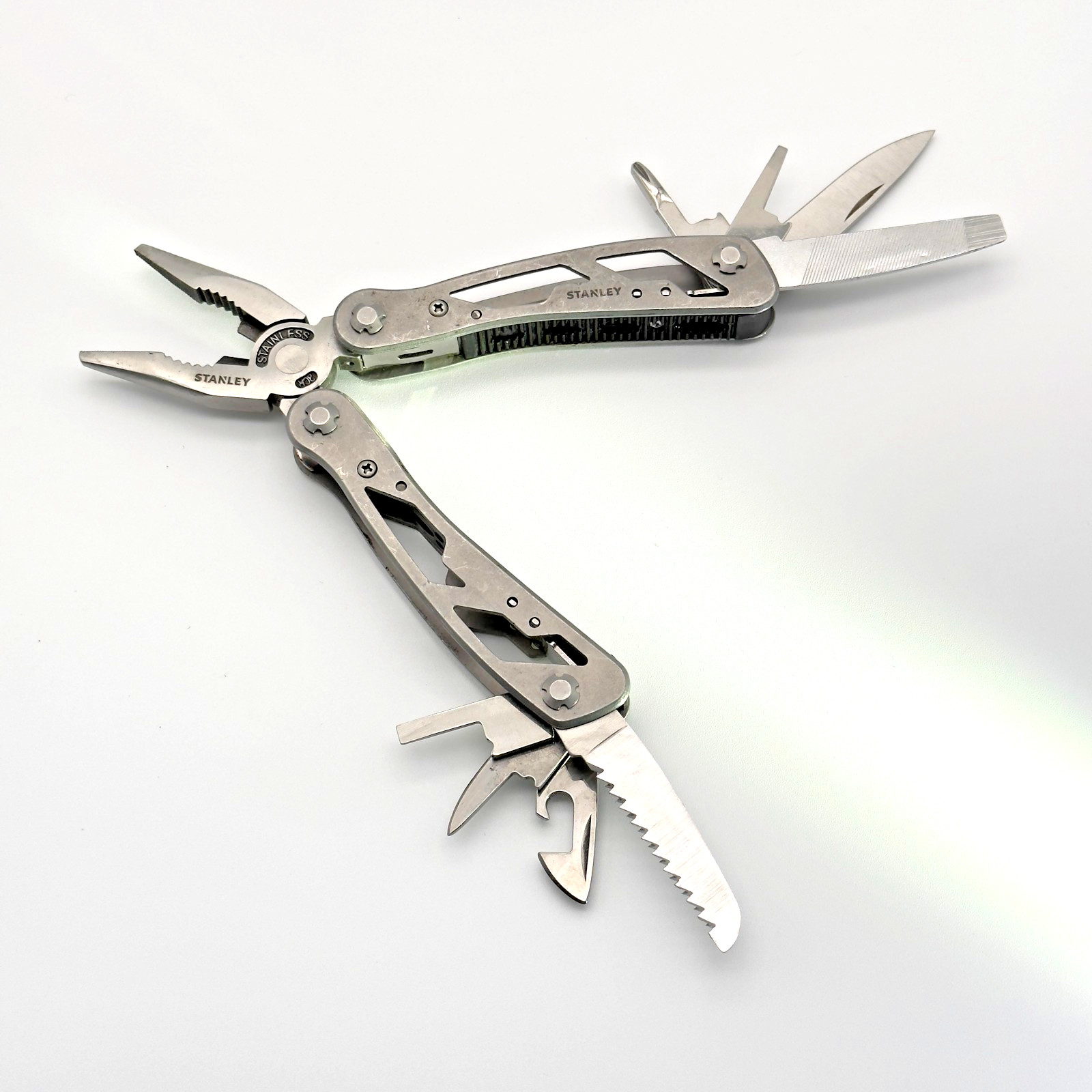 Stanley Multi Tool 2CR 12 in 1 Pocket Knife Pliers Saw Screwdriver File