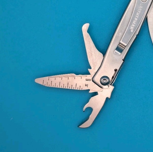 Leatherman Rev 3.8″ Multi-Tool, Stainless!