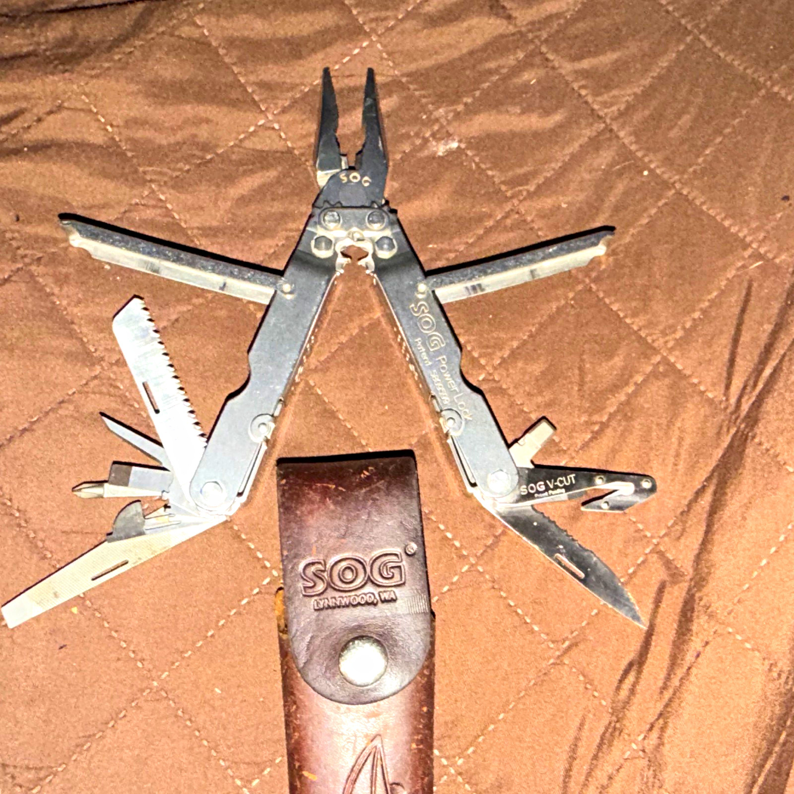 Vintage SOG PowerLock S60 18-Tool Stainless MultiTool w/ Leather Sheath 3″ Blade