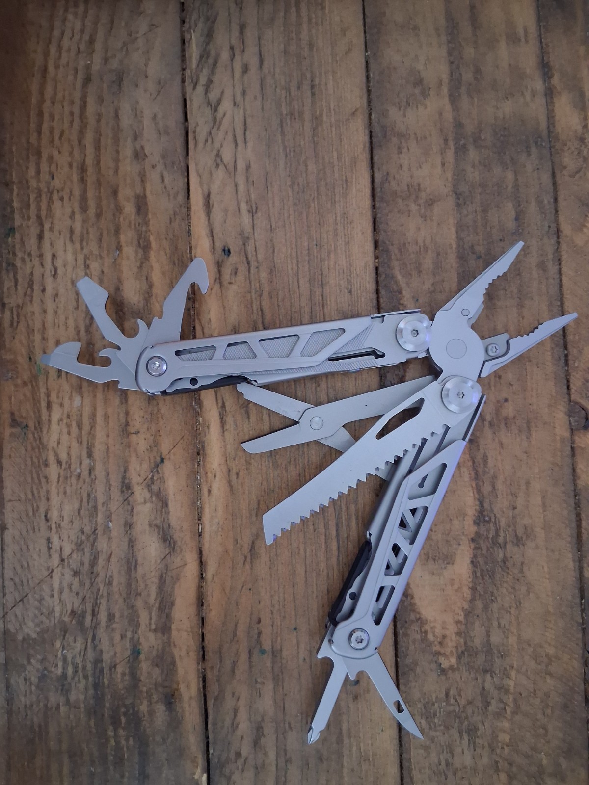 Ascent 15 in 1 Multitool Handymans Best Tool 0 stainless steel