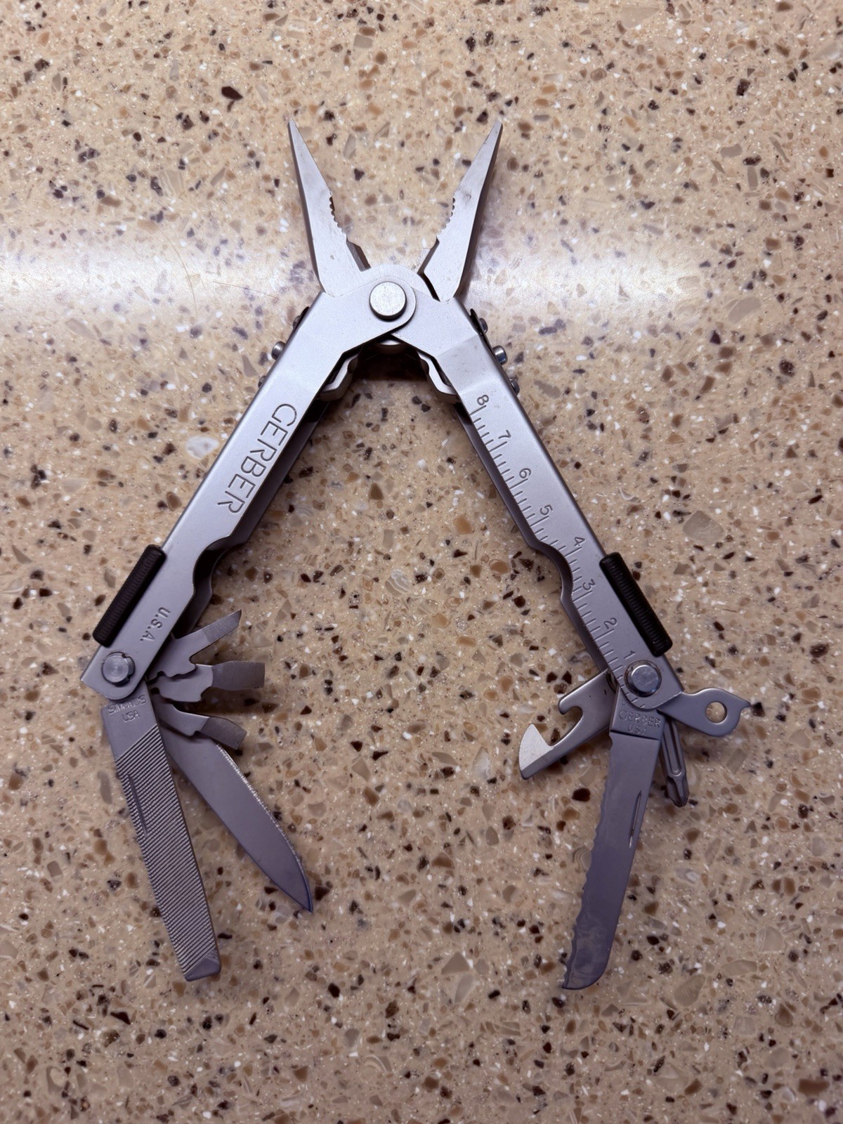 Gerber MP600 Multi Tool 14 tools Simonds USA Made Stainless Steel with Sheath
