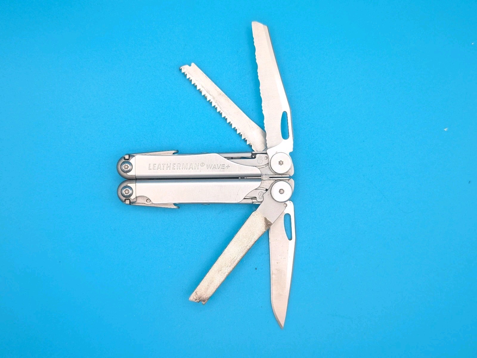 Leatherman Wave Plus + Multi-Tool! FAST SHIPPING! EXCELLENT