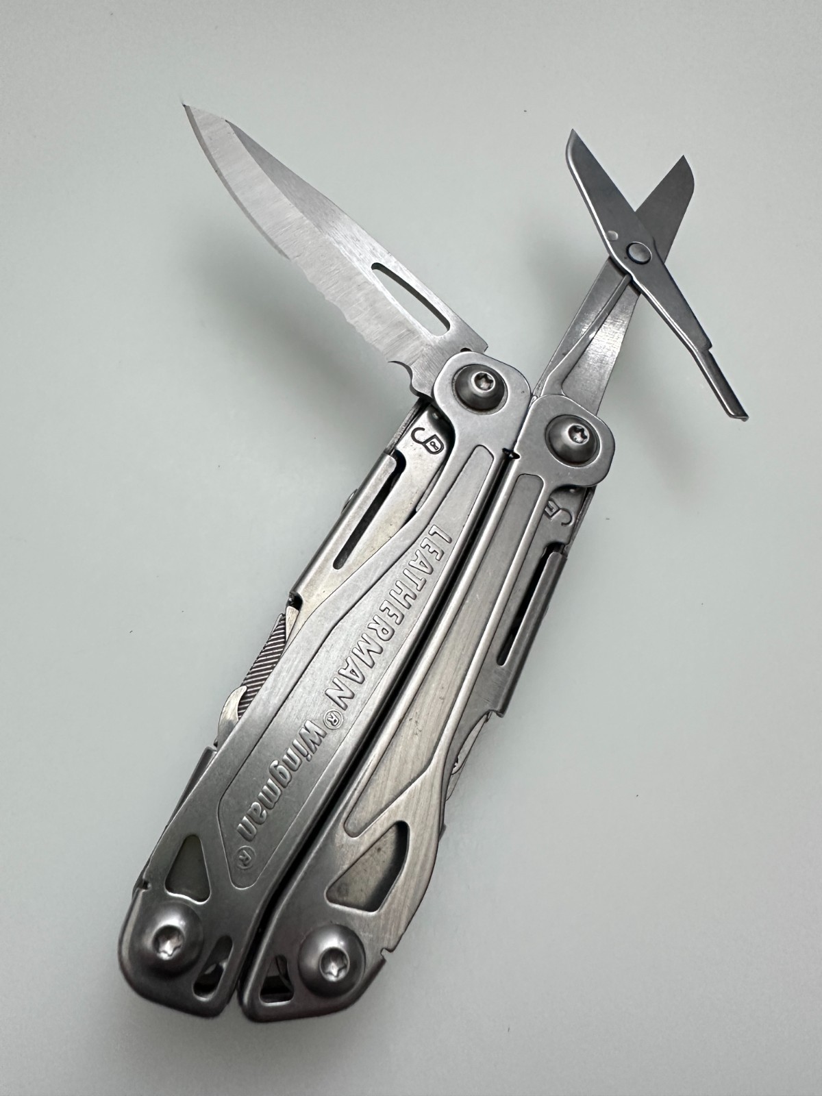 LEATHERMAN Wingman Multi Tool Knife
