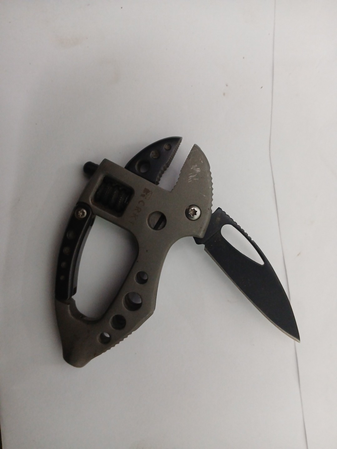 CRKT Knife/Multi-Tool Guppie Gray/Black 8 Tools & LED light & Belt Clip & sheath
