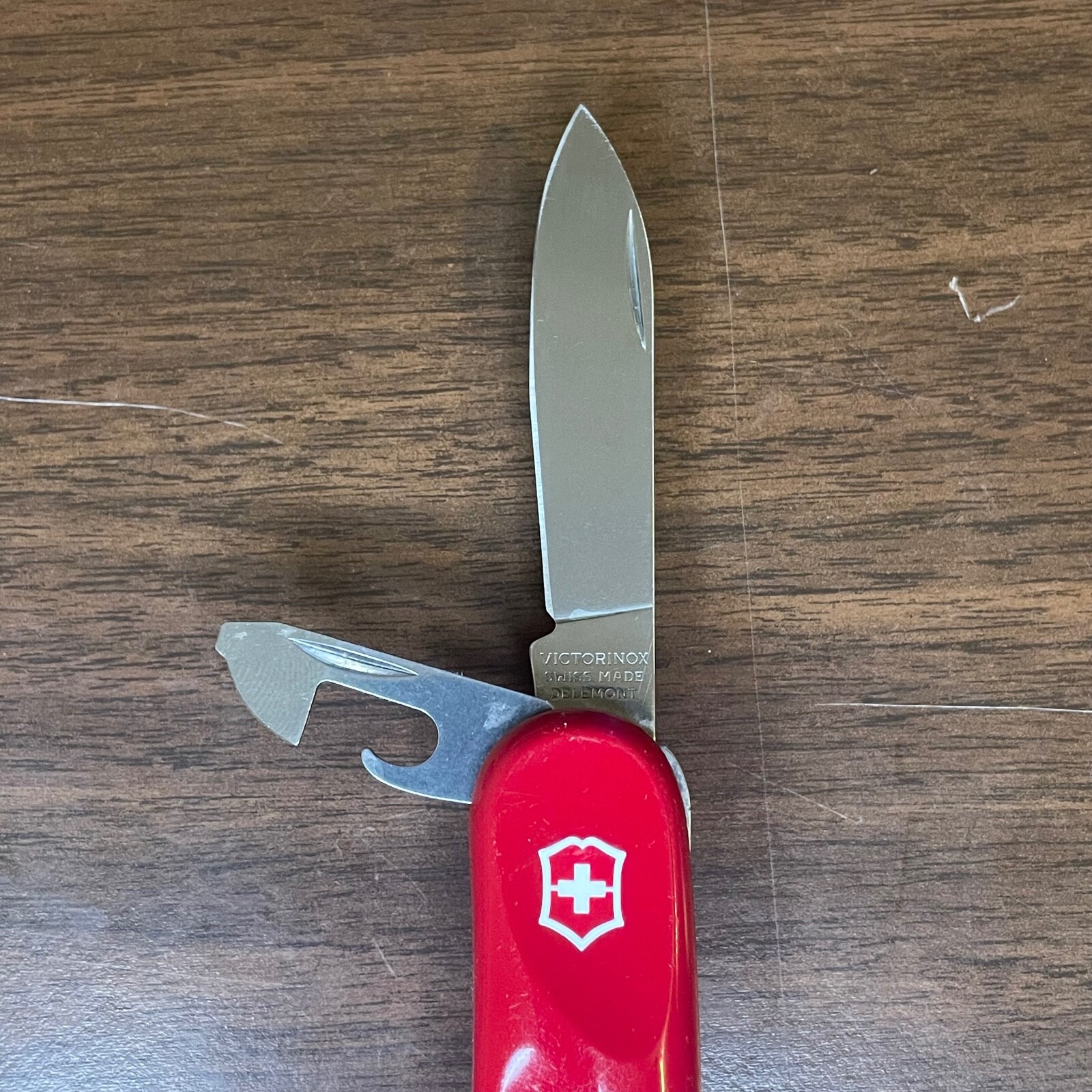 Red Victorinox Evolution 14 Swiss Army Knife- hunting, fishing