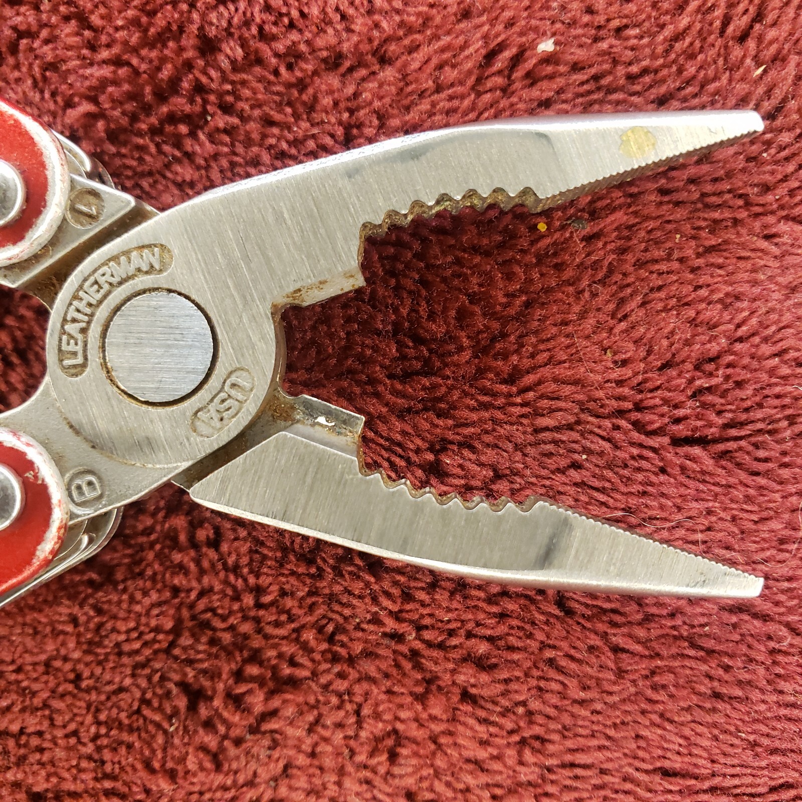 🔪🔪 Leatherman Juice C2 Red Multi-tool read