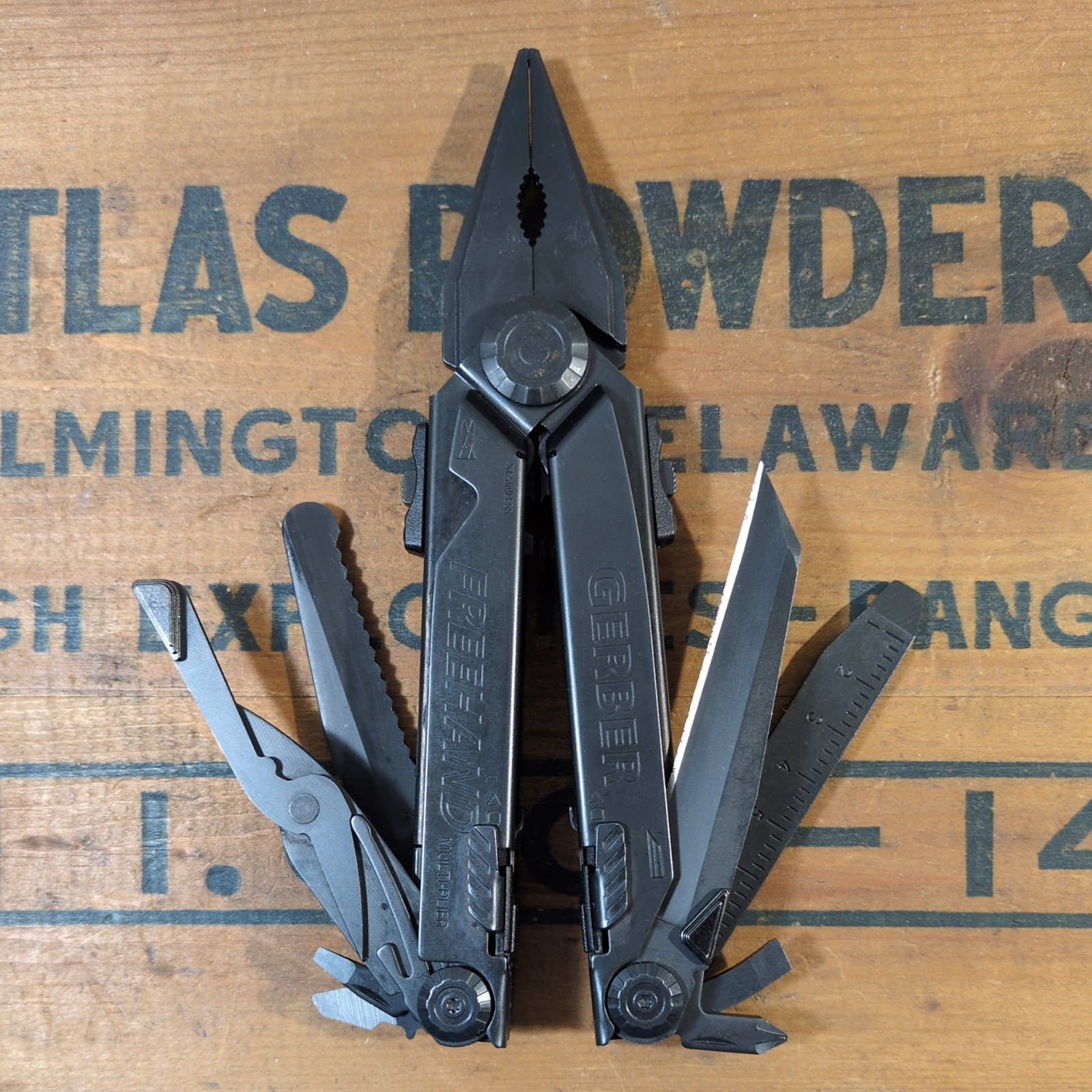 Gerber USA Freehand Black Oxide Multiplier, Multi-Tool