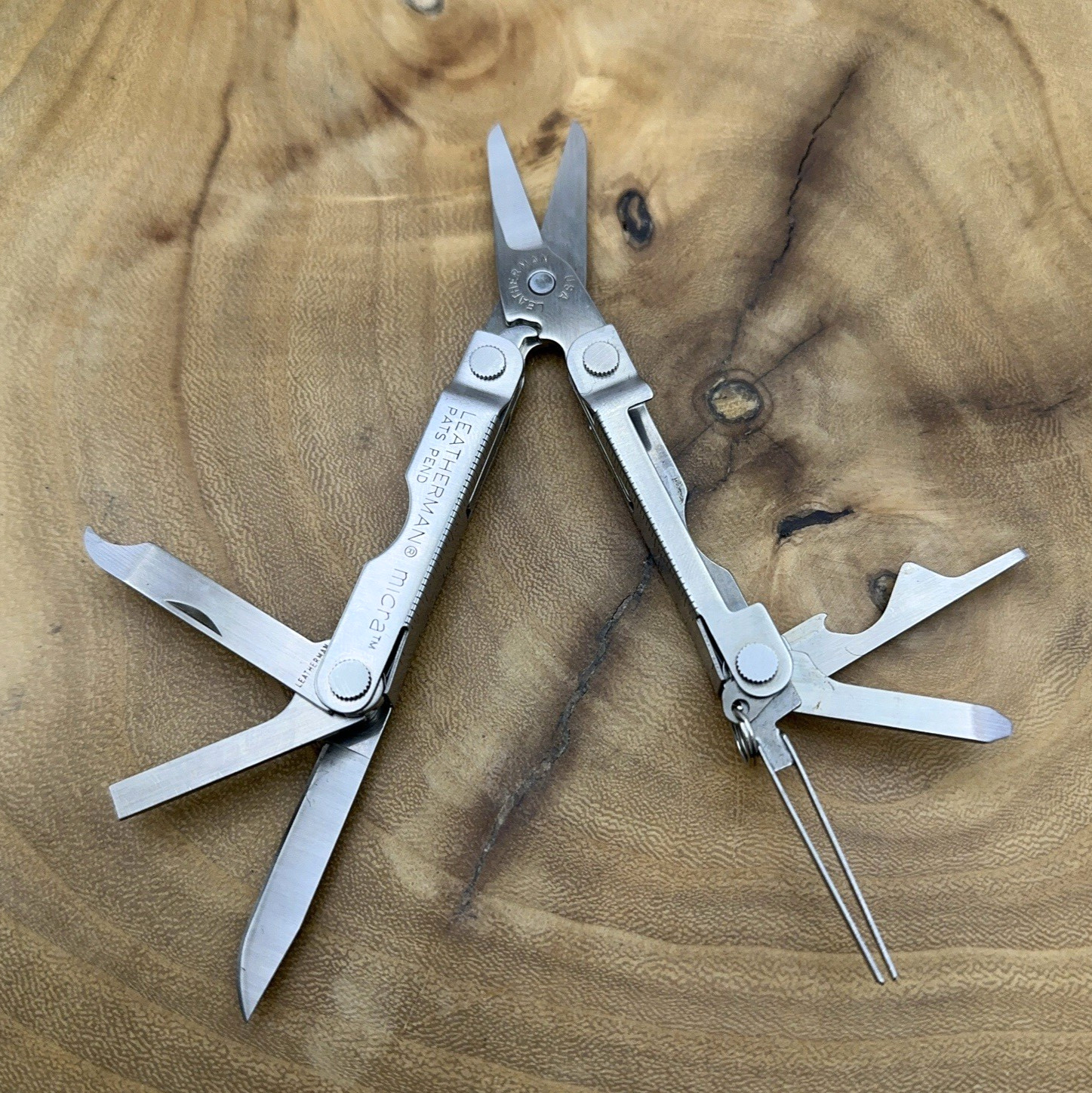 1 Leatherman Micra Stainless Mini Multitool Knife, Stainless Dated 0?/00 *READ*