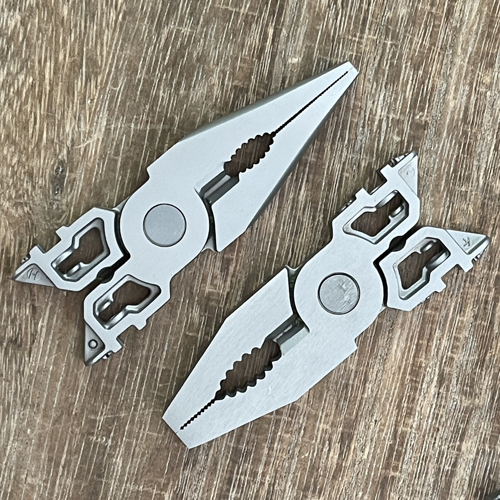 Gerber Evolution MP650 multi plier Military variant with full set of 5 heads.