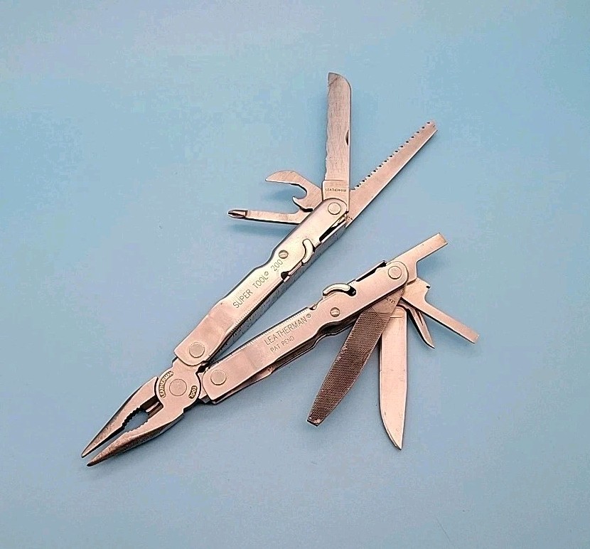 Leatherman Super Tool 200 Multi-Tool – Dated 1203 – Pliers, Knife, Saw, File