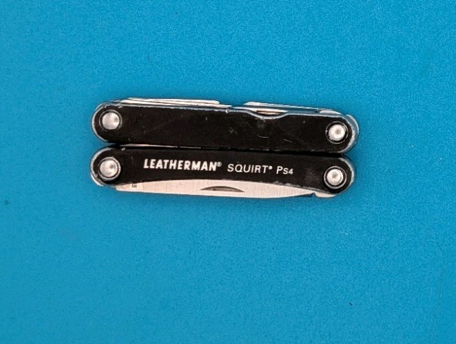 Leatherman SQUIRT PS4 Multi-Tool With Pliers Scissors Knife BLACK!