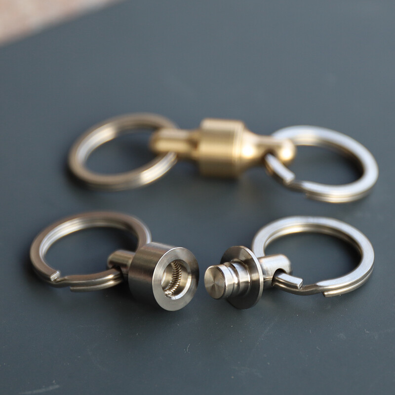 Titanium Alloy TC4/Brass Detachable Keychain Quick Release EDC Keychain Key Ring