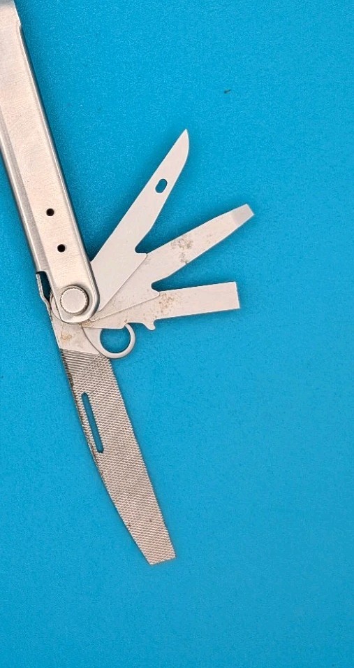 LEATHERMAN Bond Multitool, Stainless Steel Everyday Tool!
