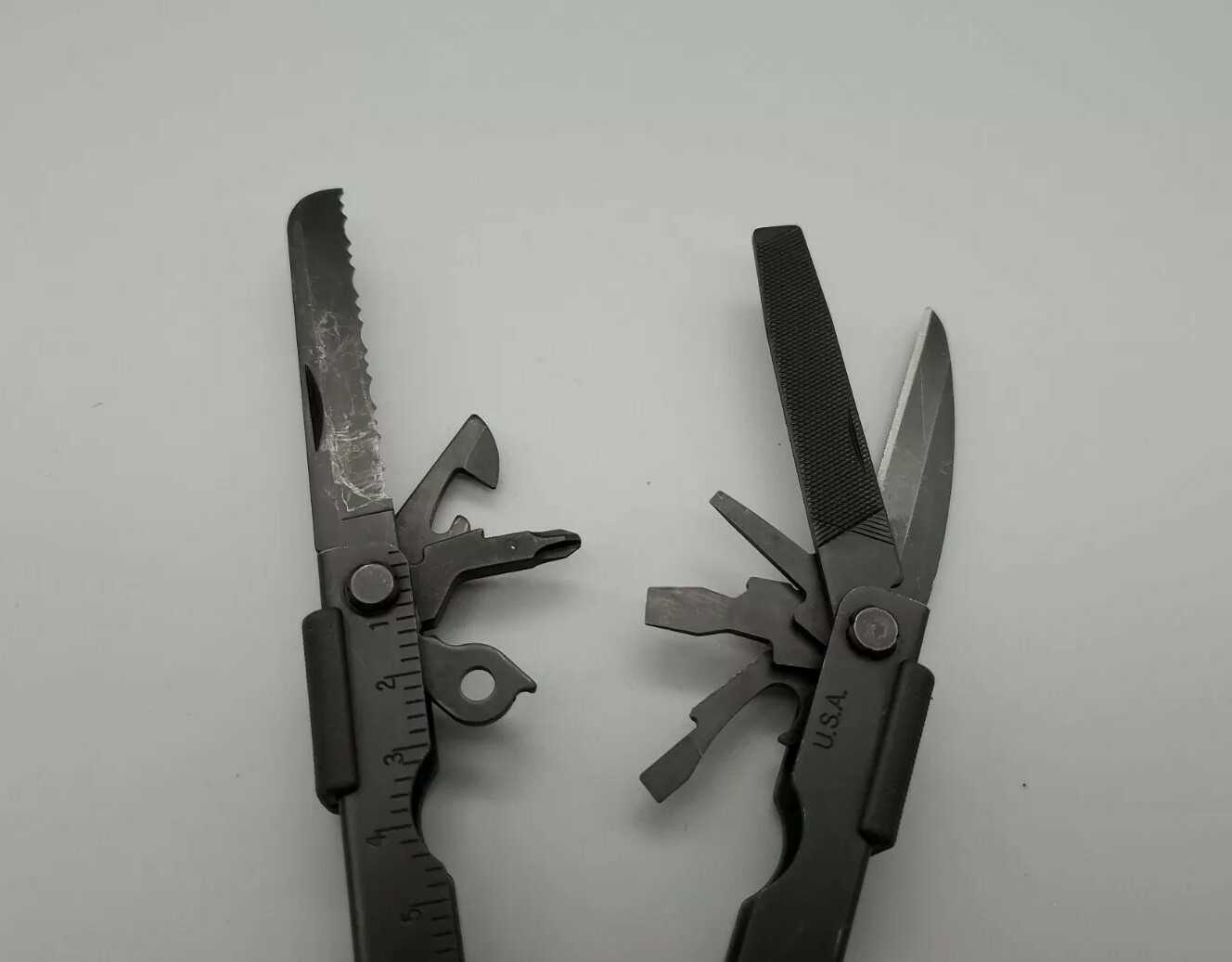 Gerber Multiplier MP600 Multi-Tool Black Needle Nose Pliers Carbide Cutters