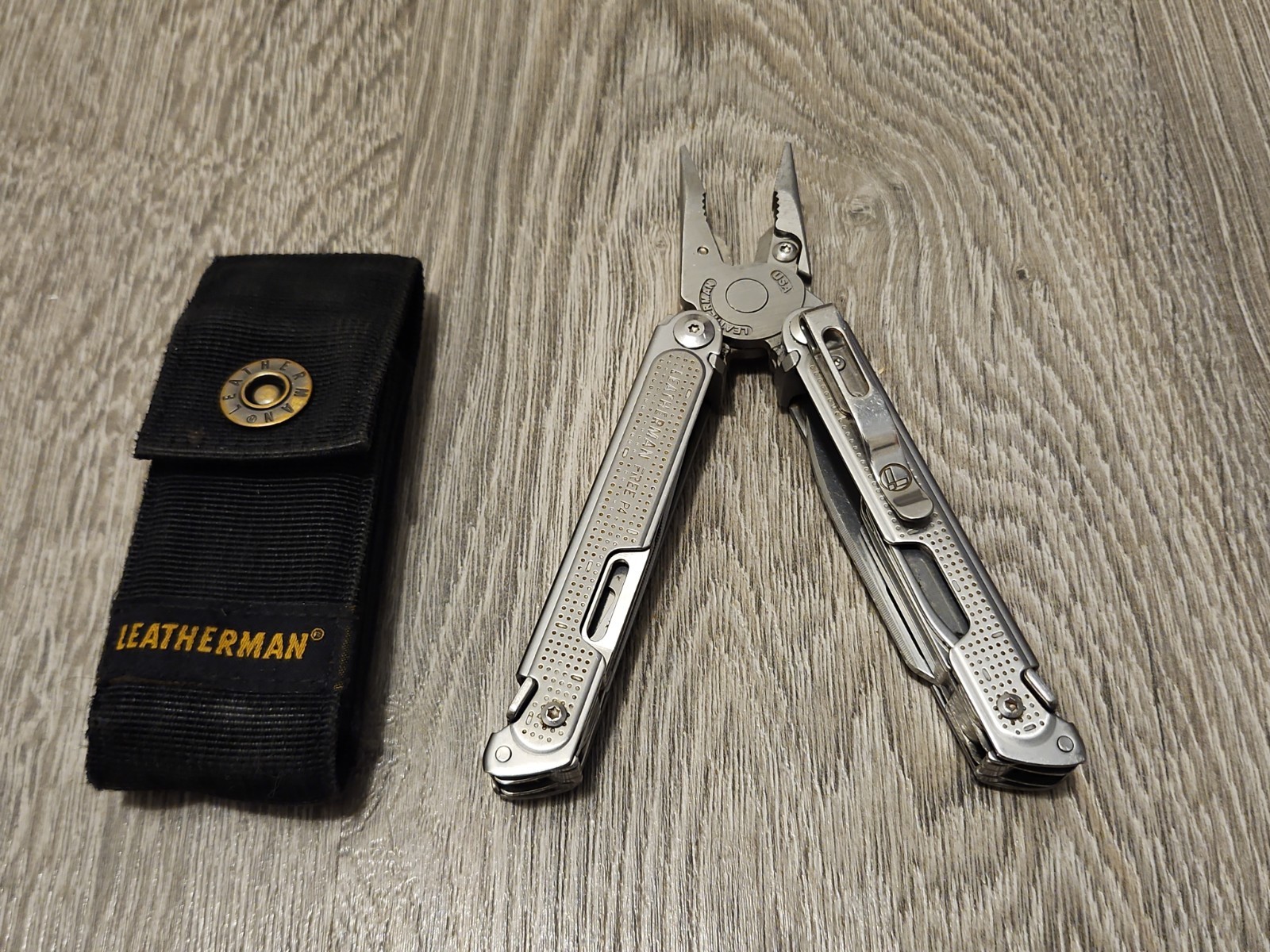 Leatherman Free P4 Multi-Tool – Used, Good Condition, Discontinued