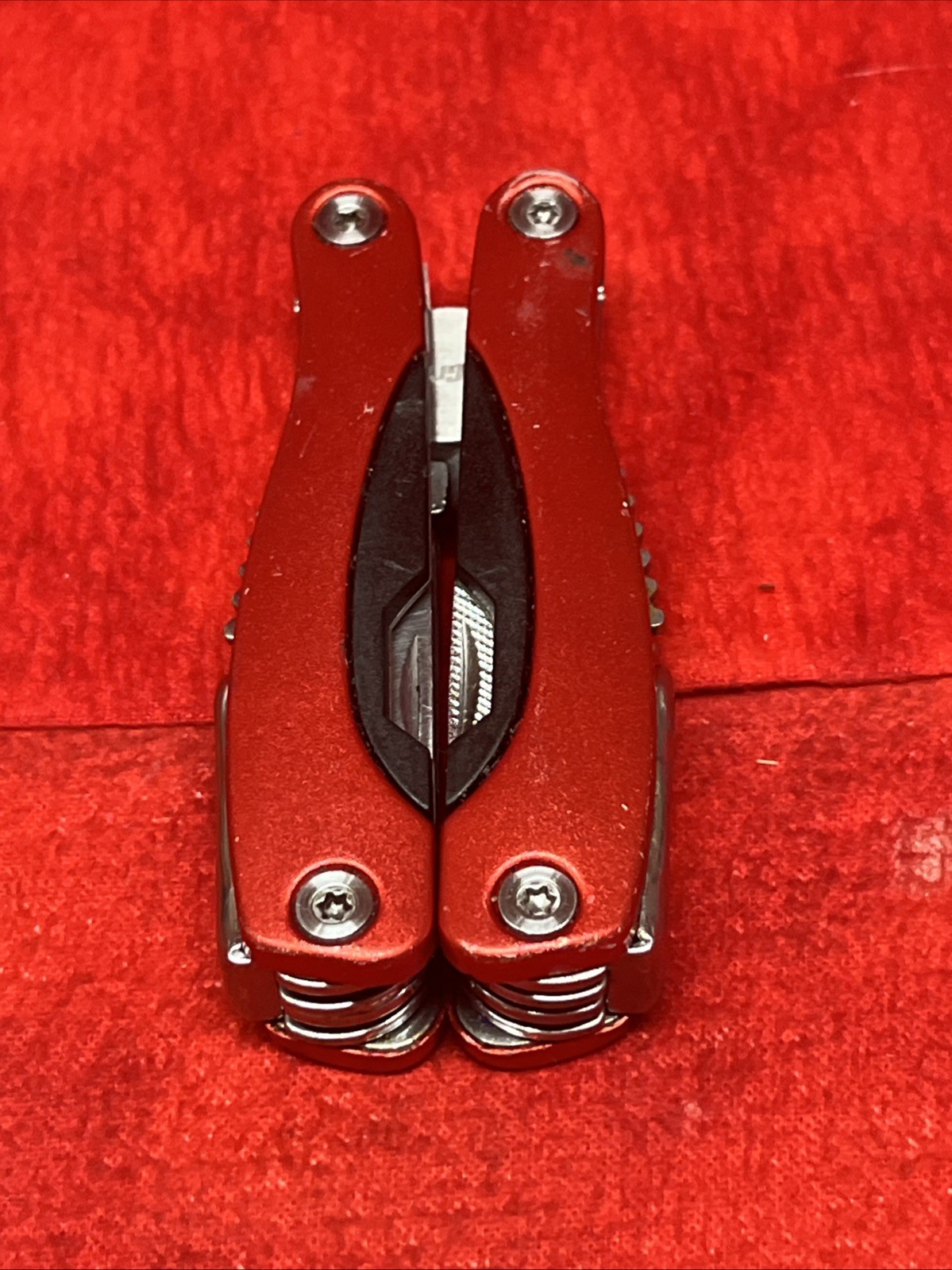 PRO-GRADE MULTI-TOOL POCKET TOOL UTILITY KNIFE (k34)