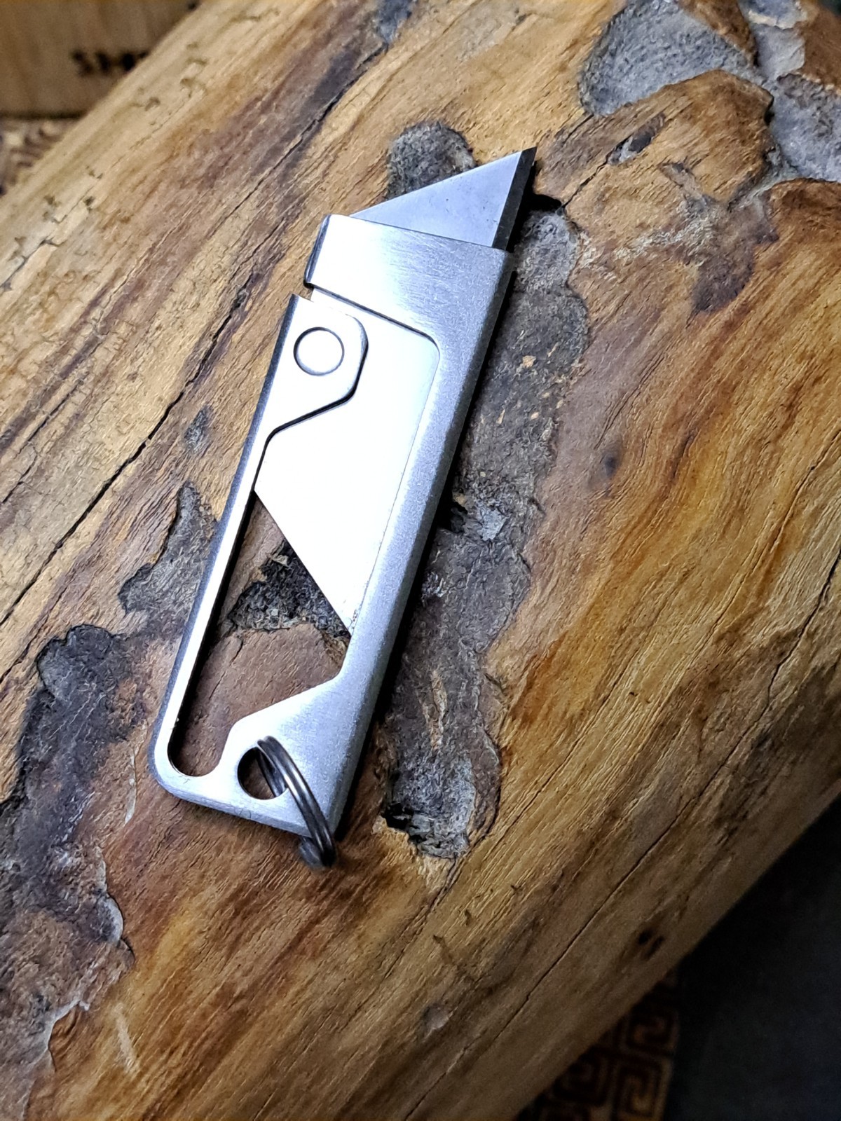 Minimalist Stainless Steel Keychain Utility Knife